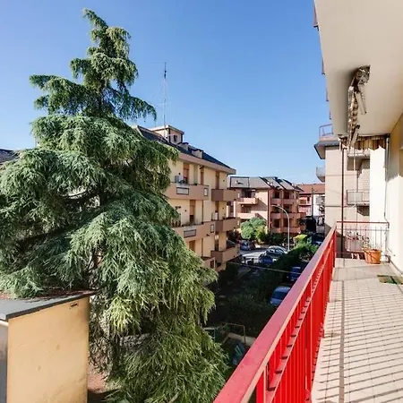 A Due Passi Dal Centro Апартаменты *